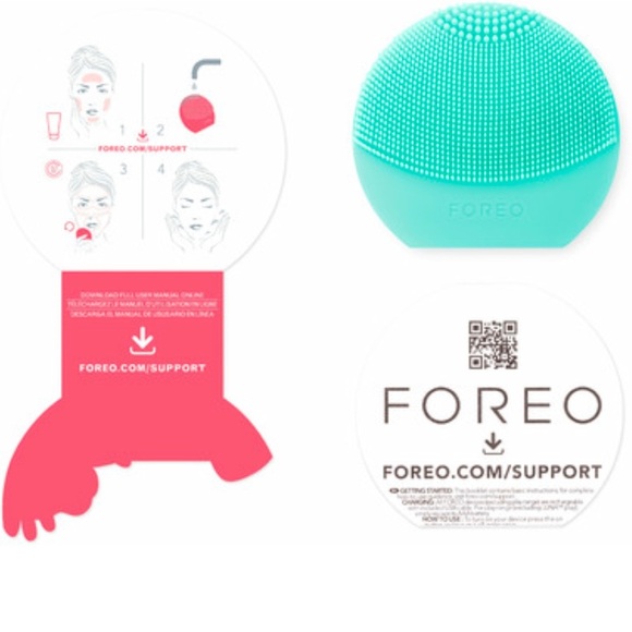Brand new FOREO LUNA Play Plus 2 โ Sealed in Box! - Picture 3 of 7
